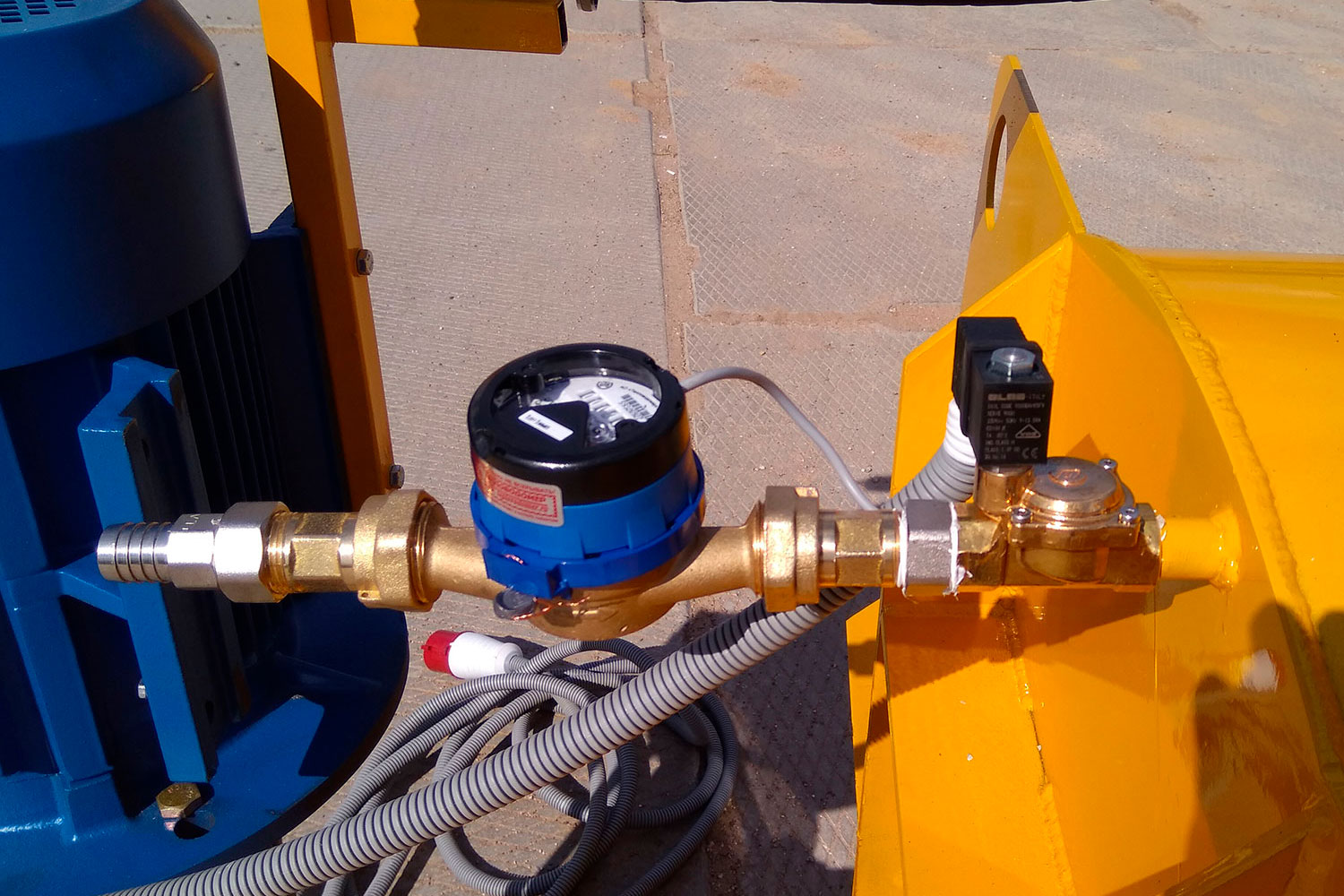 Цифровой дозатор воды