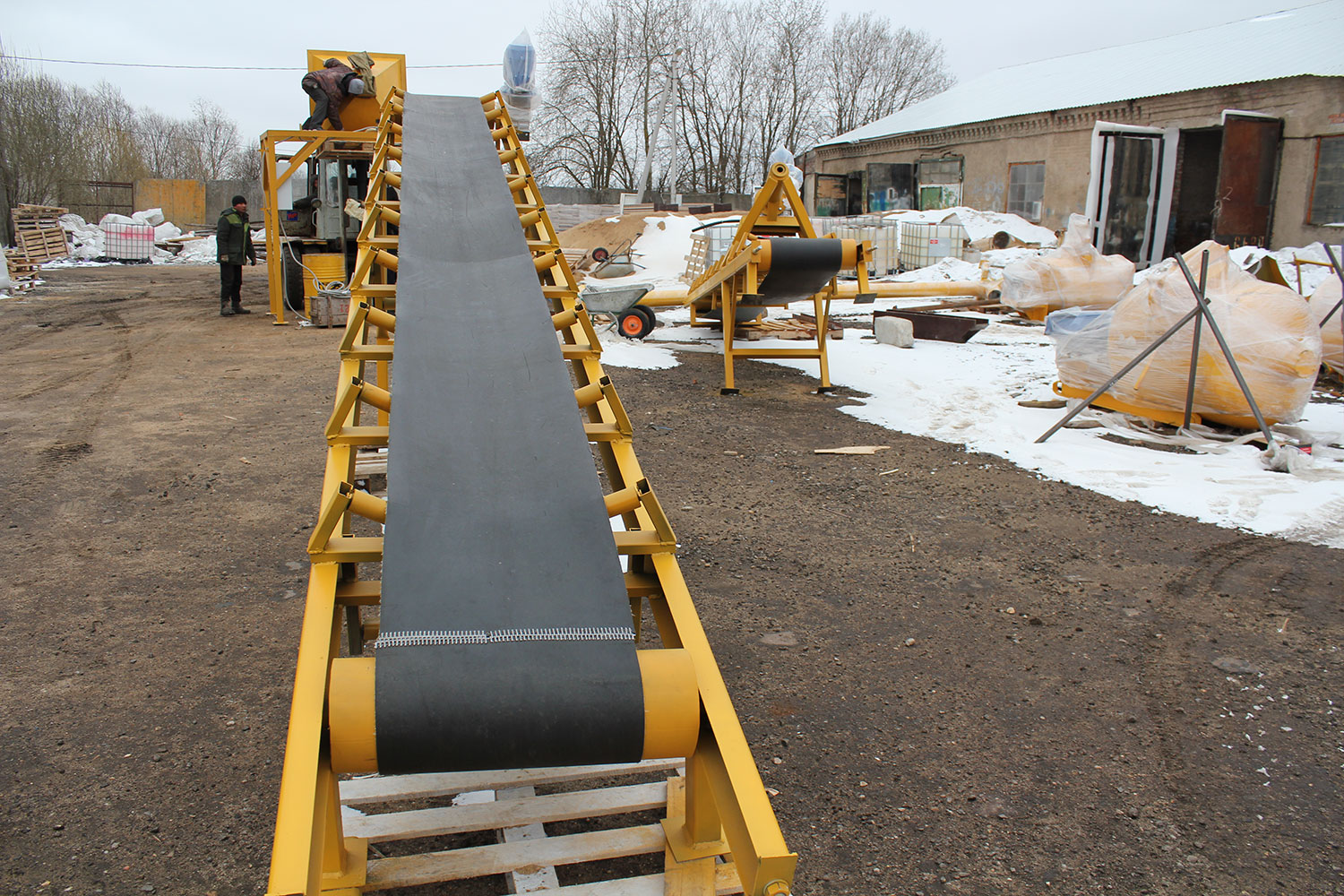 Ленточный транспортер