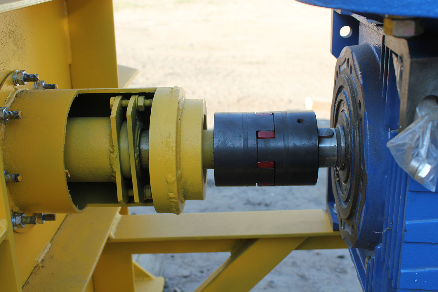 Смеситель с горизонтальным расположением вала «MZSO V1000»