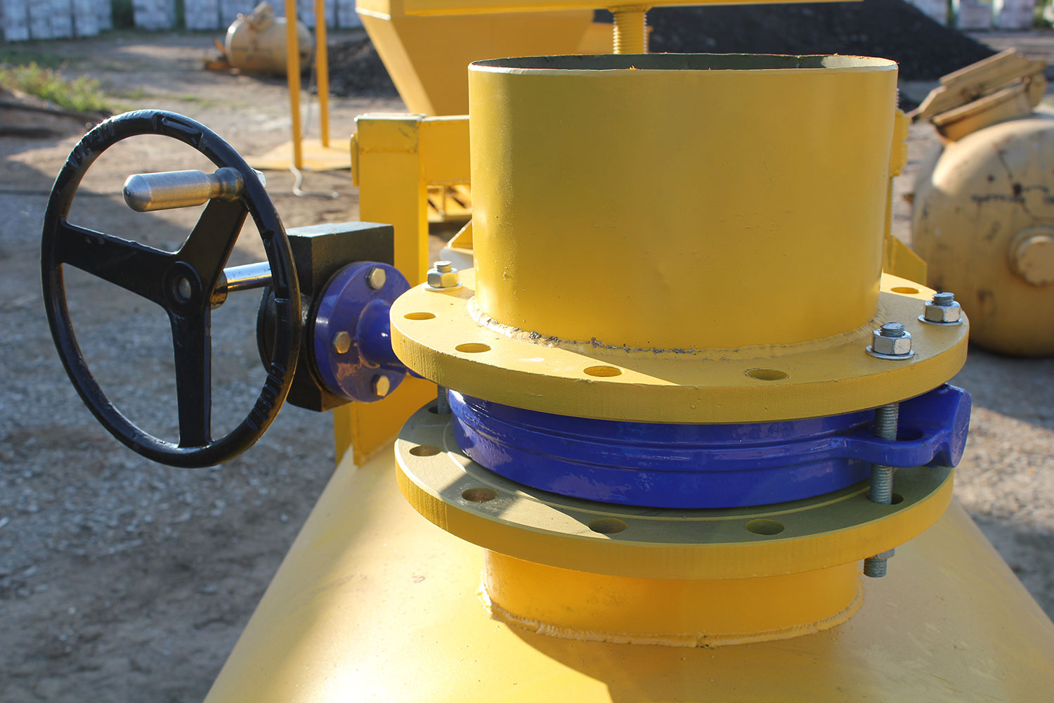 Смеситель для полисиролбетона