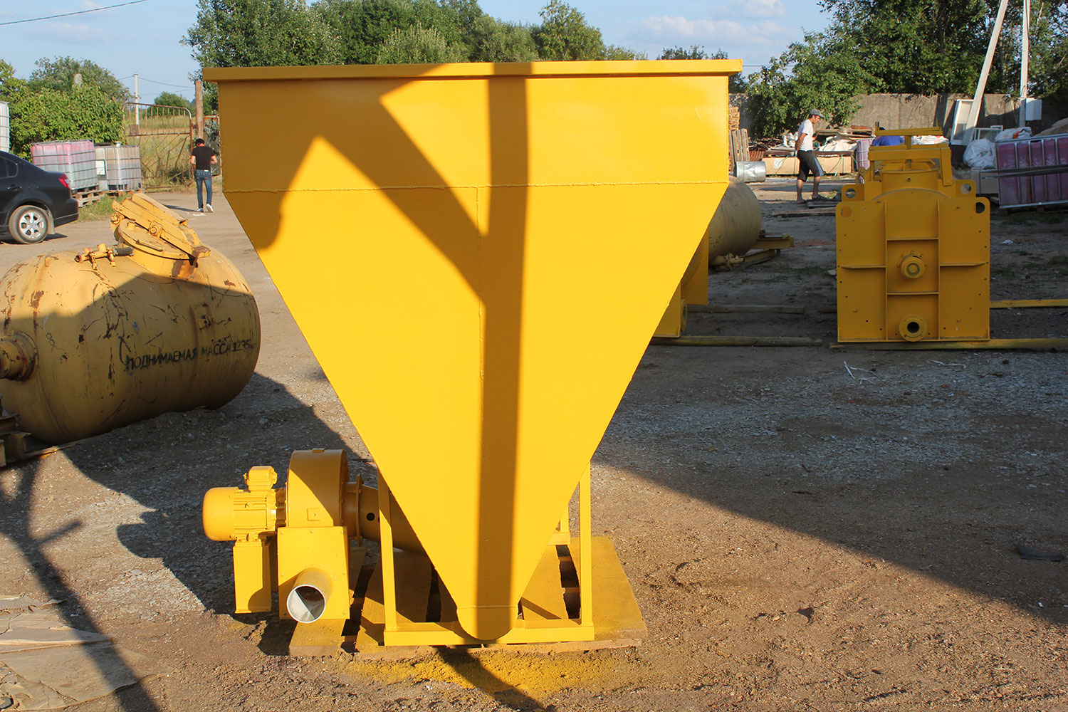 Смеситель для полисиролбетона