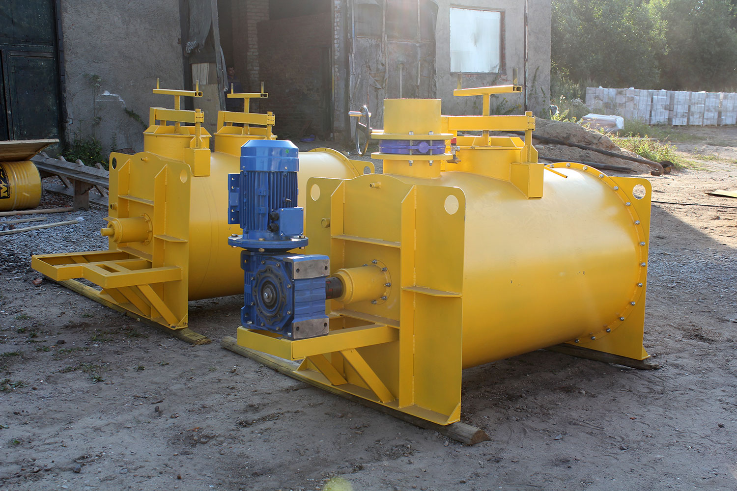 Смеситель для полисиролбетона